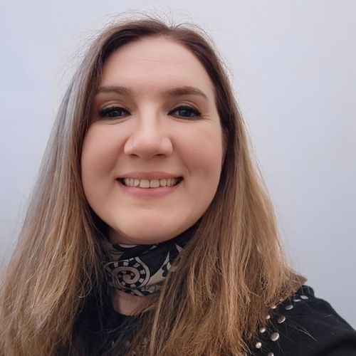 Headshot of Dr. Leah Weinberg